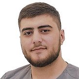 Врач Гаджиметов Курбанмагомед Курбангаджиевич